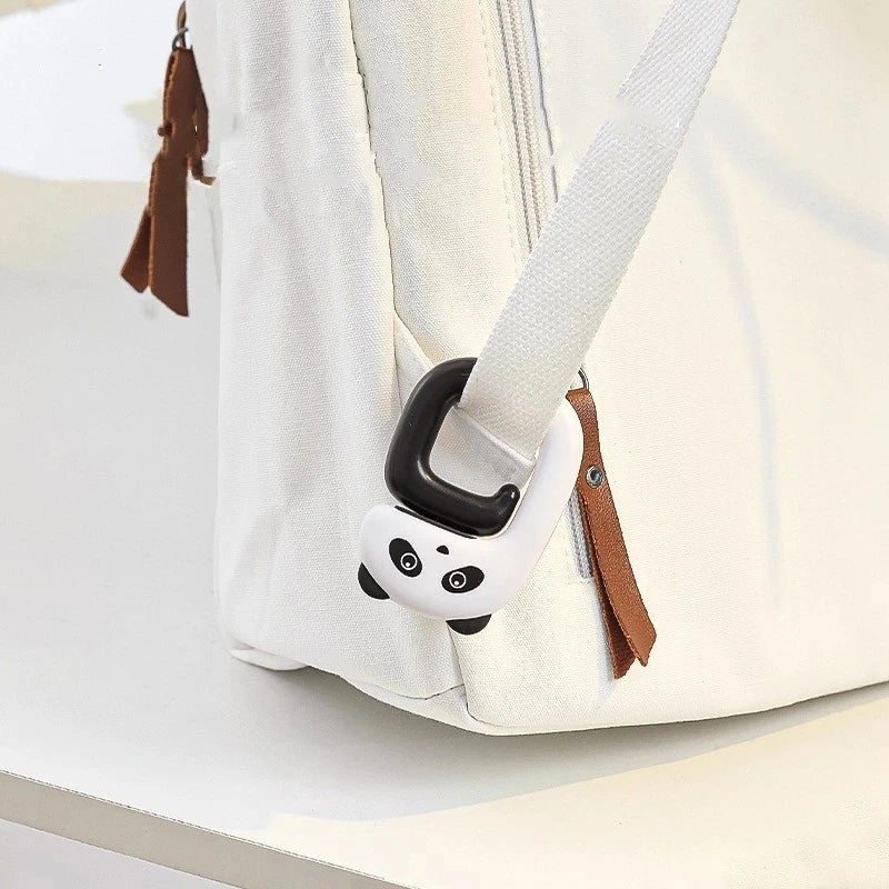 Le porte-sac rigolo et pratique pour vos petits aventuriers !